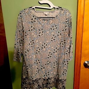 J.Jill 3/4 sleeve tunic tshirt-blue with leaf pattern size 1X